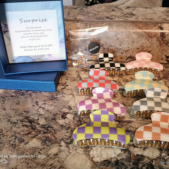 Miaoto Checkered Hair Clips Set All Brand New Multiple Colors - Picture 1 of 5